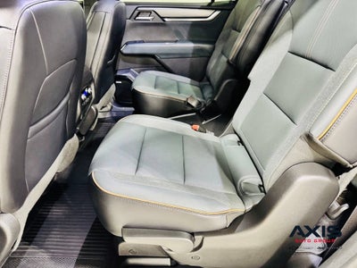 2024 GMC Acadia AT4
