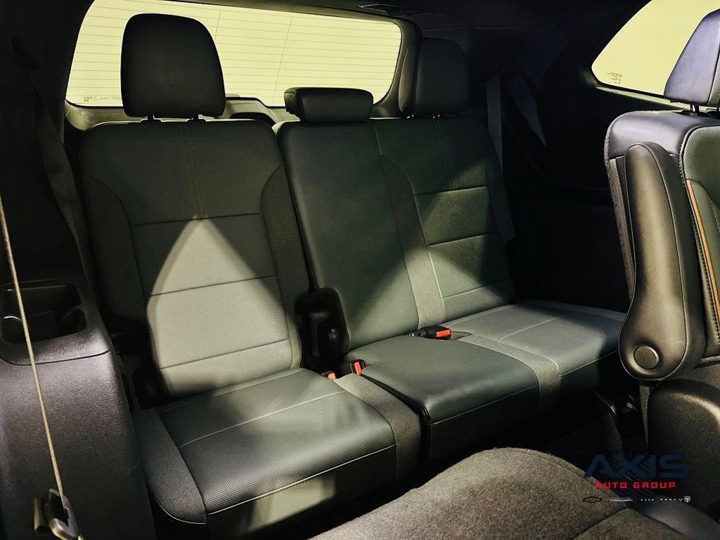 2024 GMC Acadia AT4