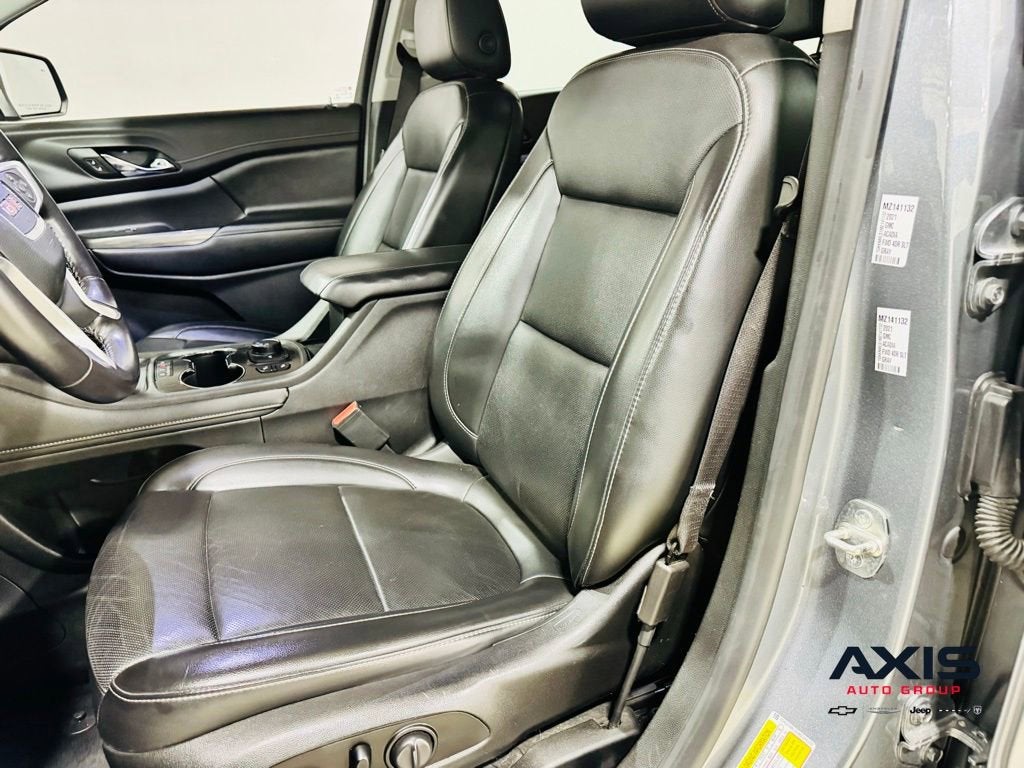 2021 GMC Acadia SLT