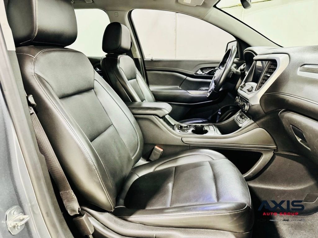 2021 GMC Acadia SLT