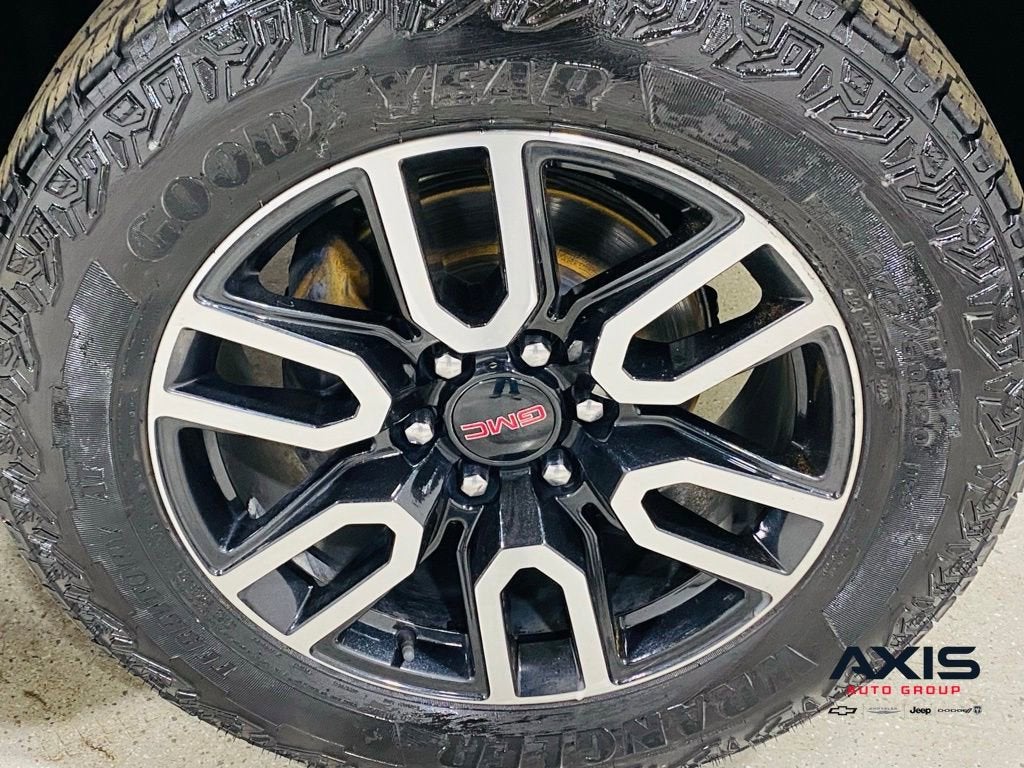 2023 GMC Yukon AT4