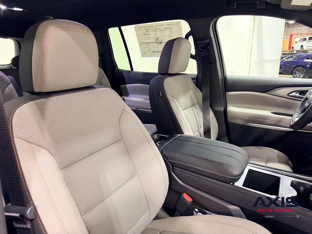 2026 Chevrolet Traverse LT - Photo 17