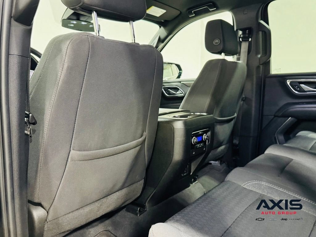 2023 Chevrolet Suburban LS