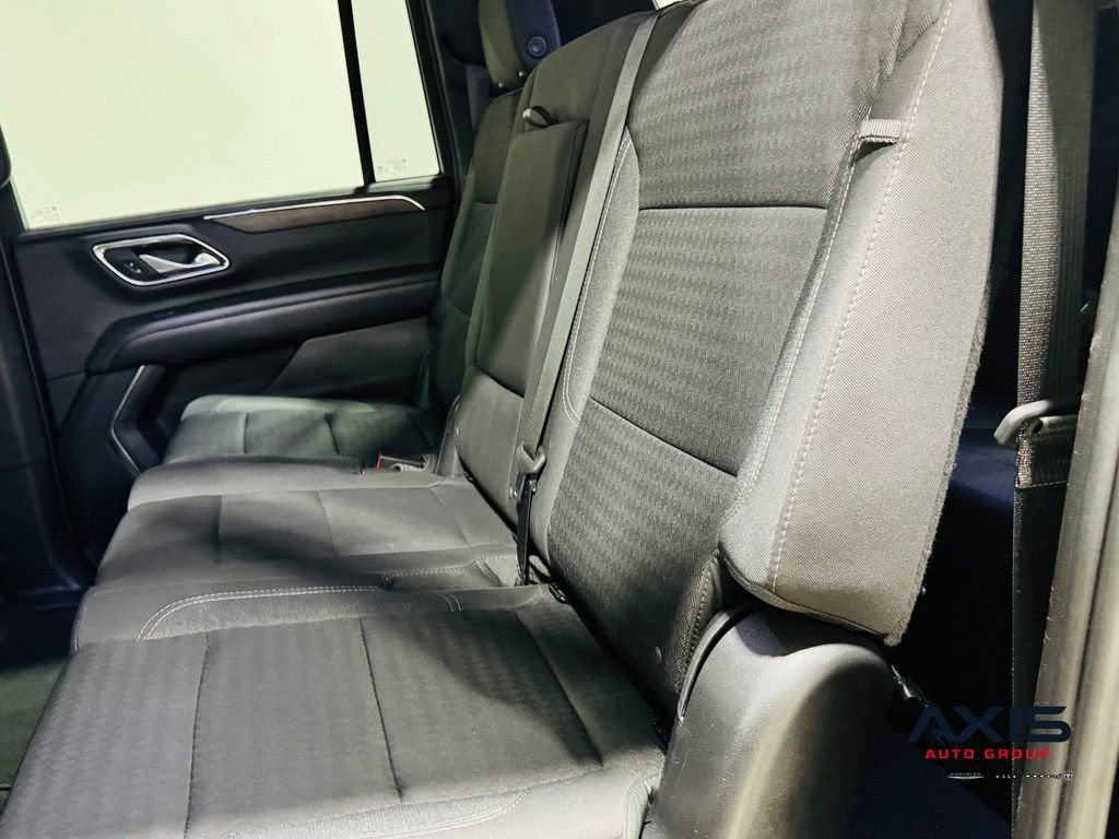 2023 Chevrolet Suburban LS
