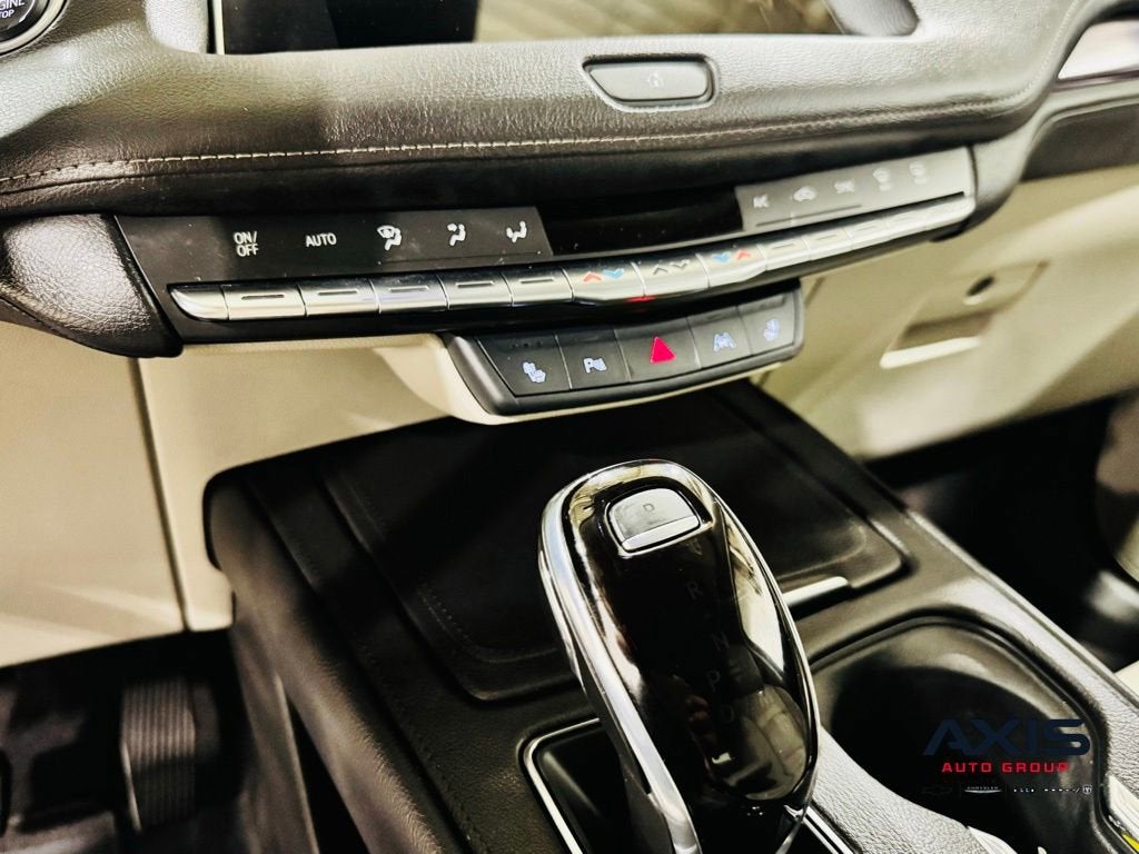 2023 Cadillac XT4 Luxury