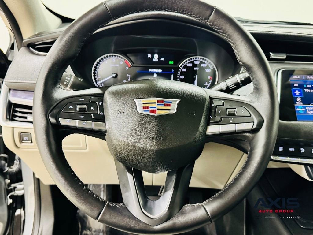 2023 Cadillac XT4 Luxury