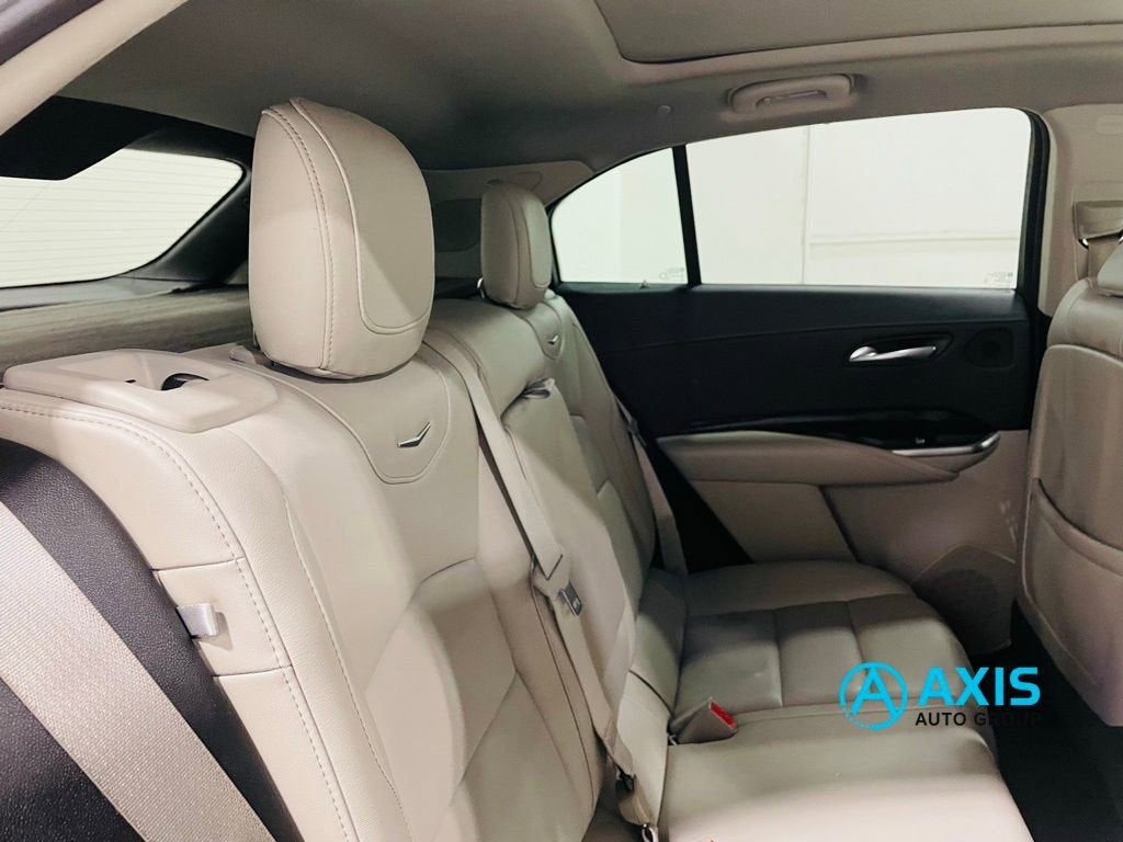 2021 Cadillac XT4 Premium Luxury