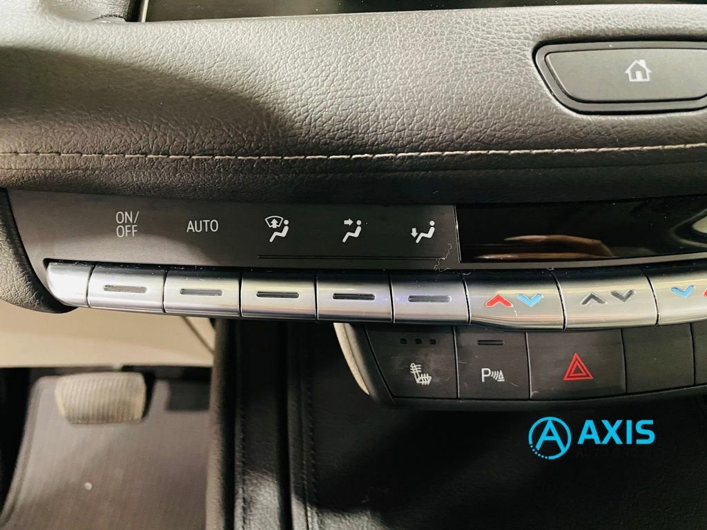 2021 Cadillac XT4 Premium Luxury