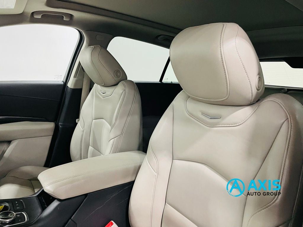 2021 Cadillac XT4 Premium Luxury