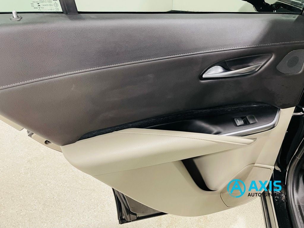 2021 Cadillac XT4 Premium Luxury