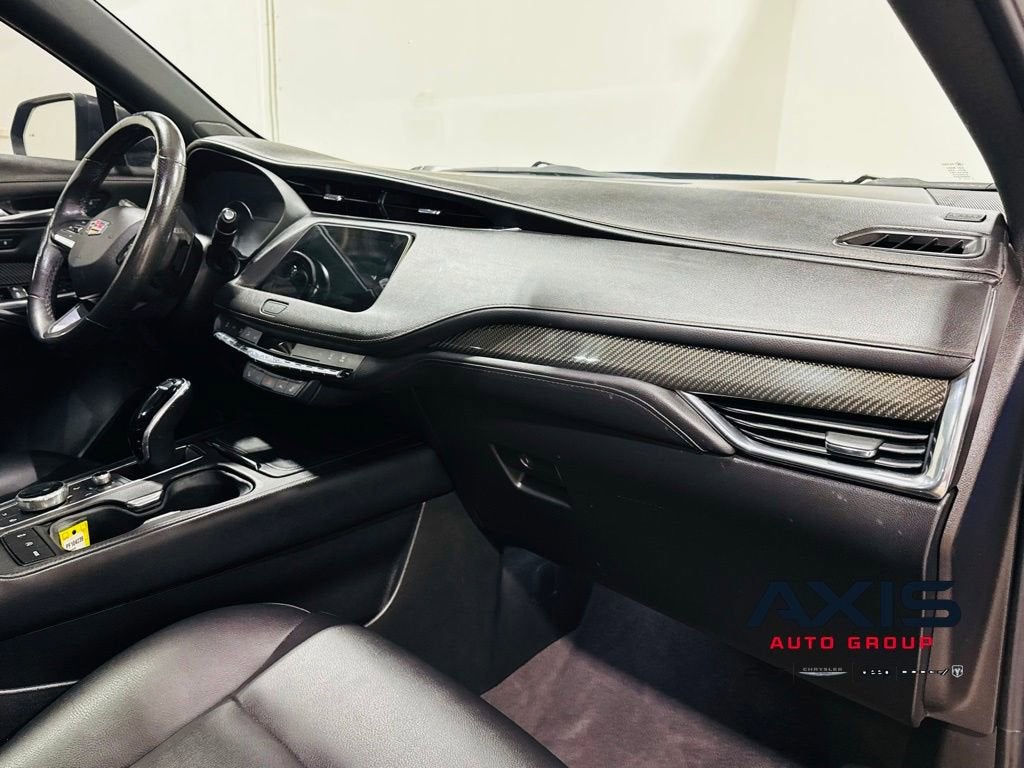 2023 Cadillac XT4 Sport