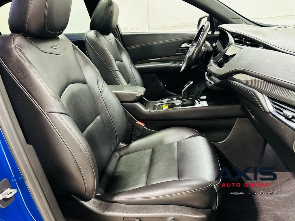 2023 Cadillac XT4 Sport