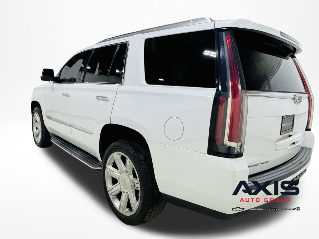 2016 Cadillac Escalade Luxury Collection