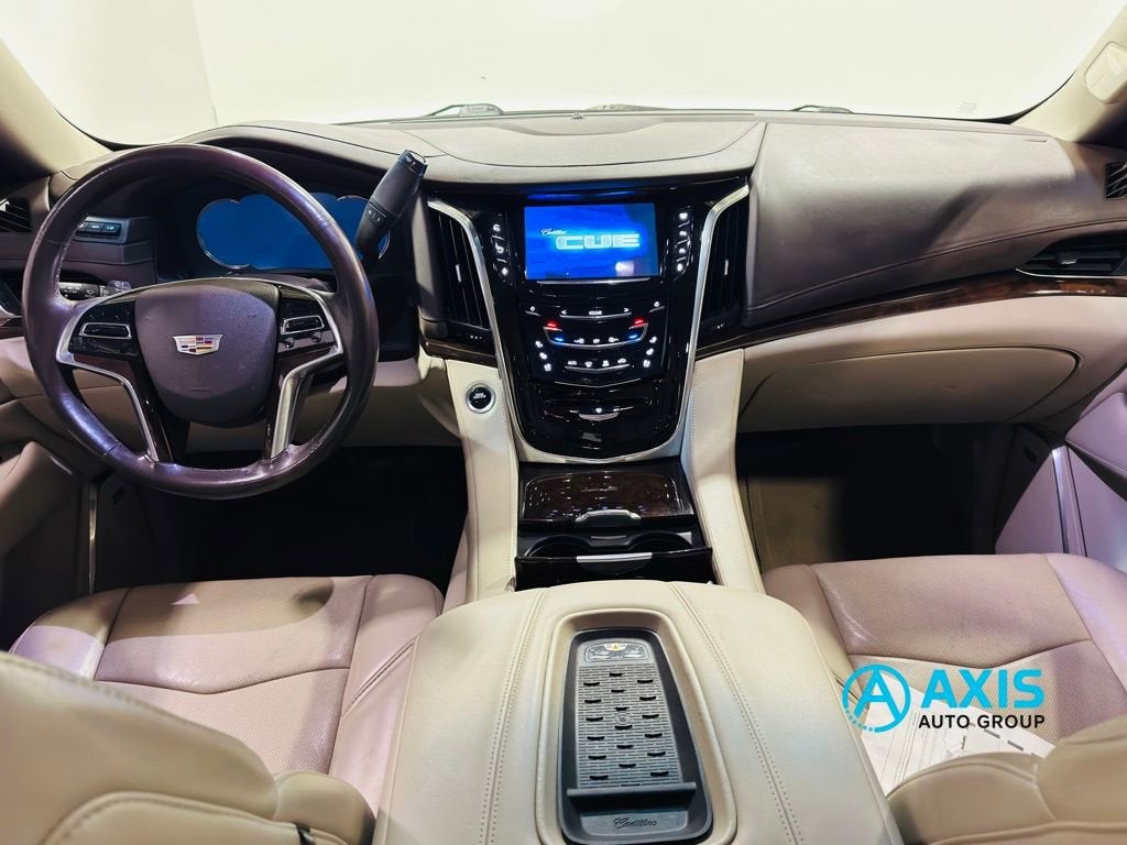 2016 Cadillac Escalade Luxury Collection