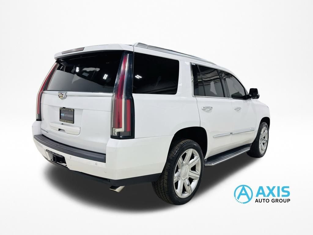 2016 Cadillac Escalade Luxury Collection