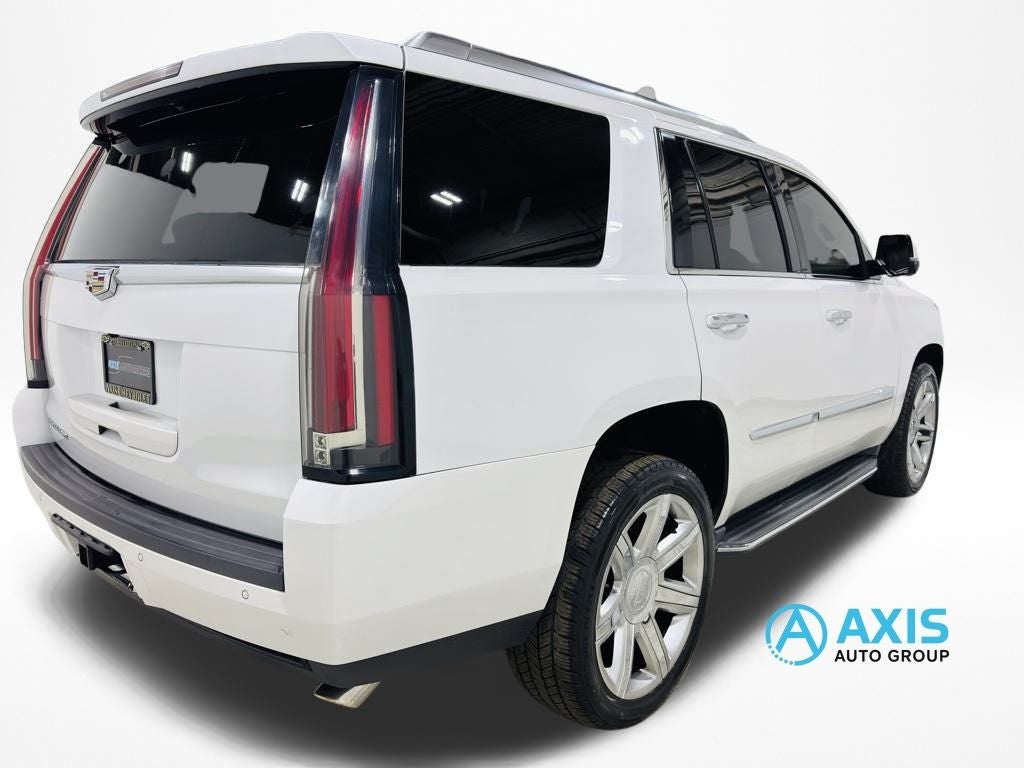 2016 Cadillac Escalade Luxury Collection