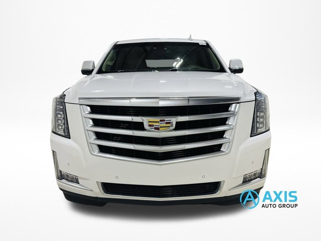 2016 Cadillac Escalade Luxury Collection