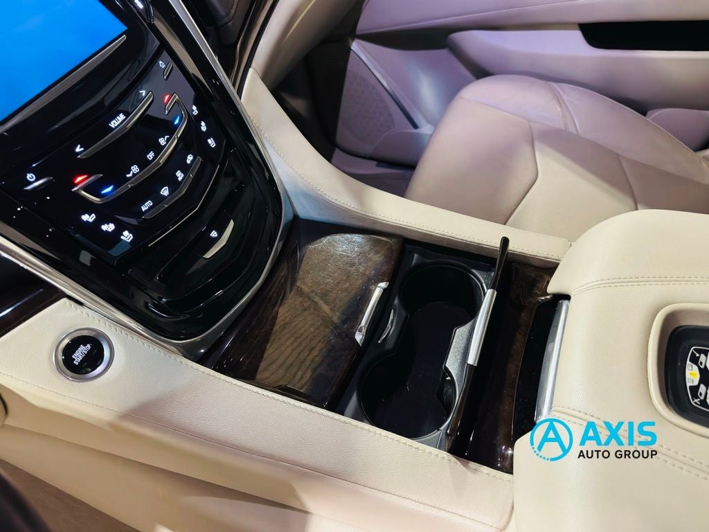 2016 Cadillac Escalade Luxury Collection