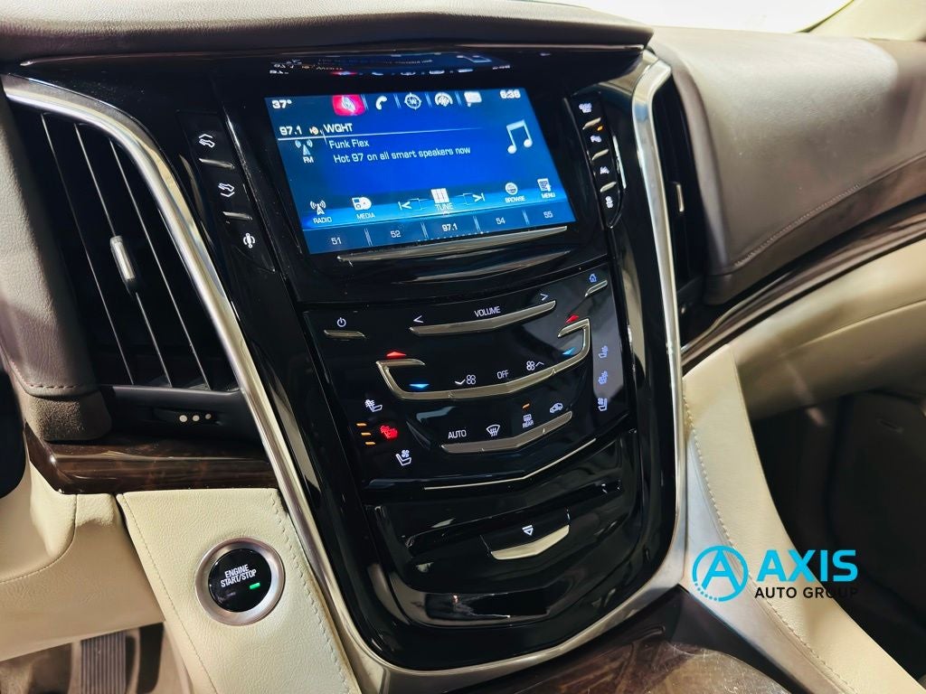 2016 Cadillac Escalade Luxury Collection