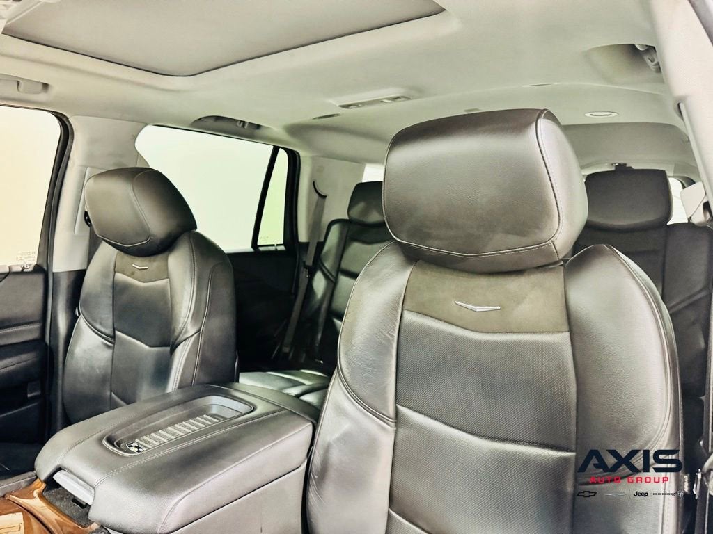 2019 Cadillac Escalade Luxury