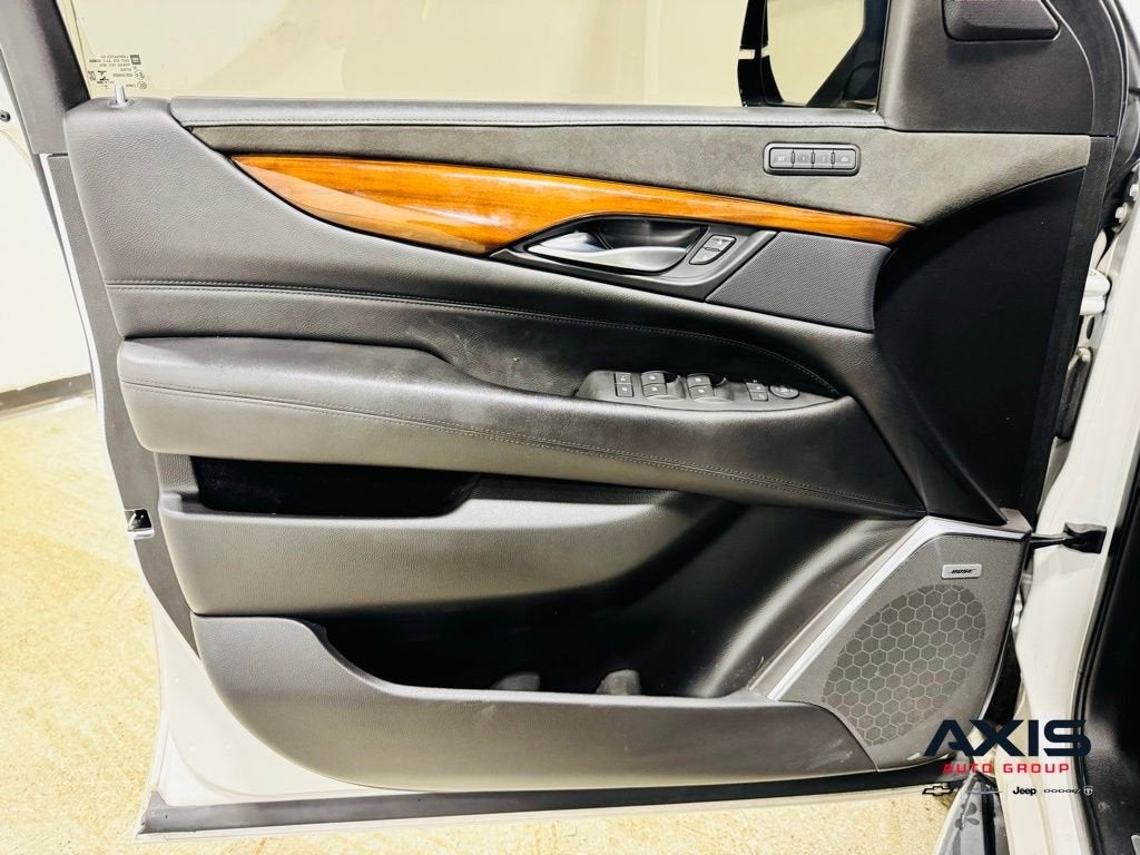 2019 Cadillac Escalade Luxury