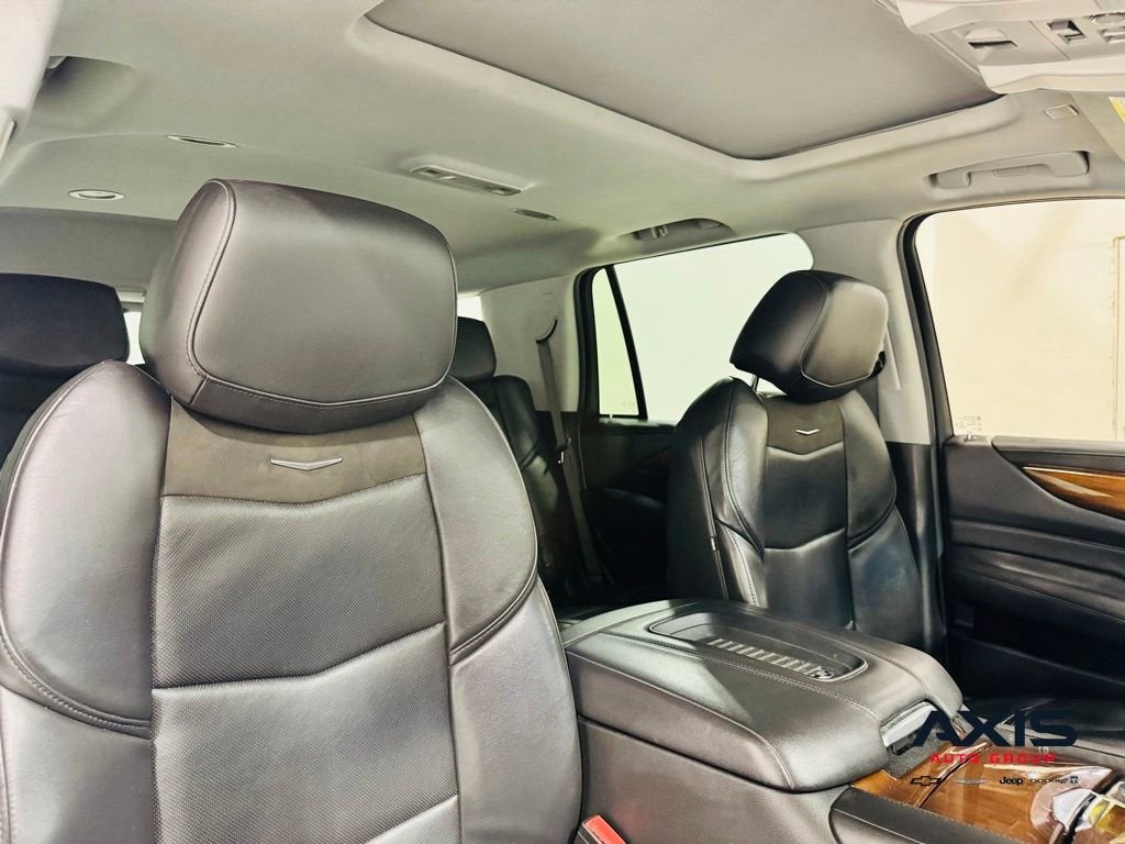 2019 Cadillac Escalade Luxury