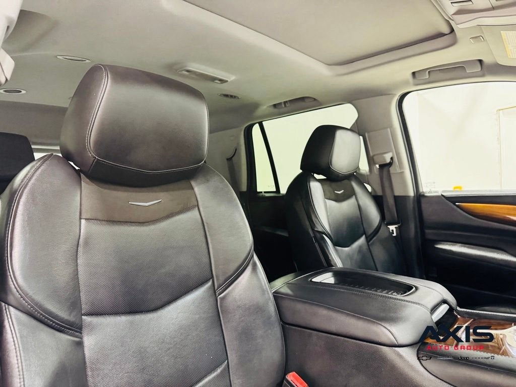 2019 Cadillac Escalade Luxury