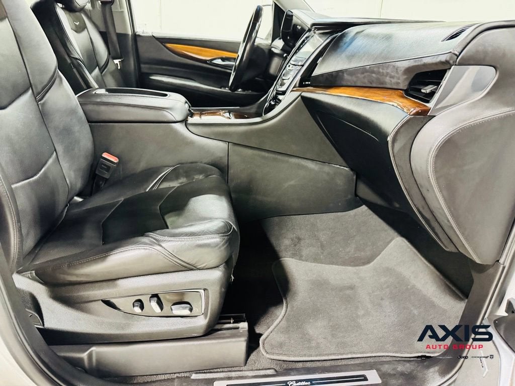 2019 Cadillac Escalade Luxury