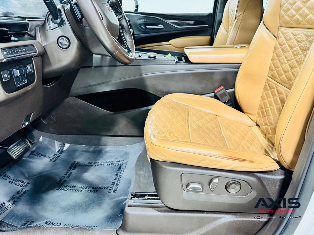 2023 Cadillac Escalade 4WD Sport