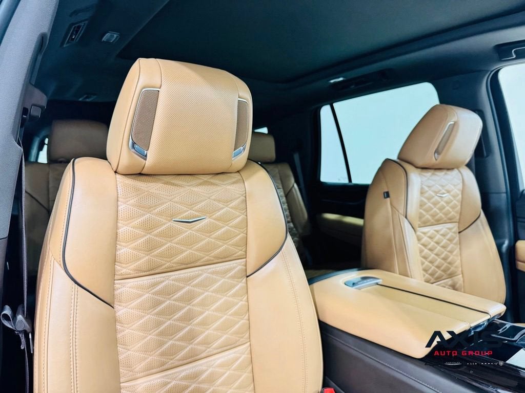 2023 Cadillac Escalade 4WD Sport