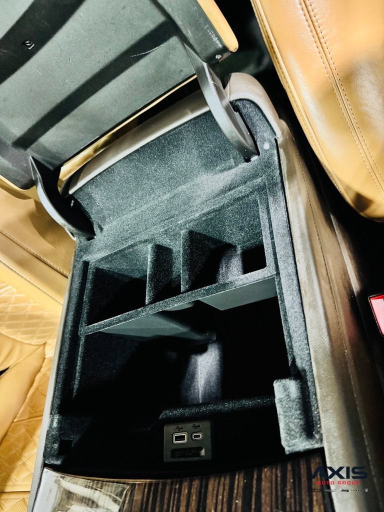2023 Cadillac Escalade 4WD Sport