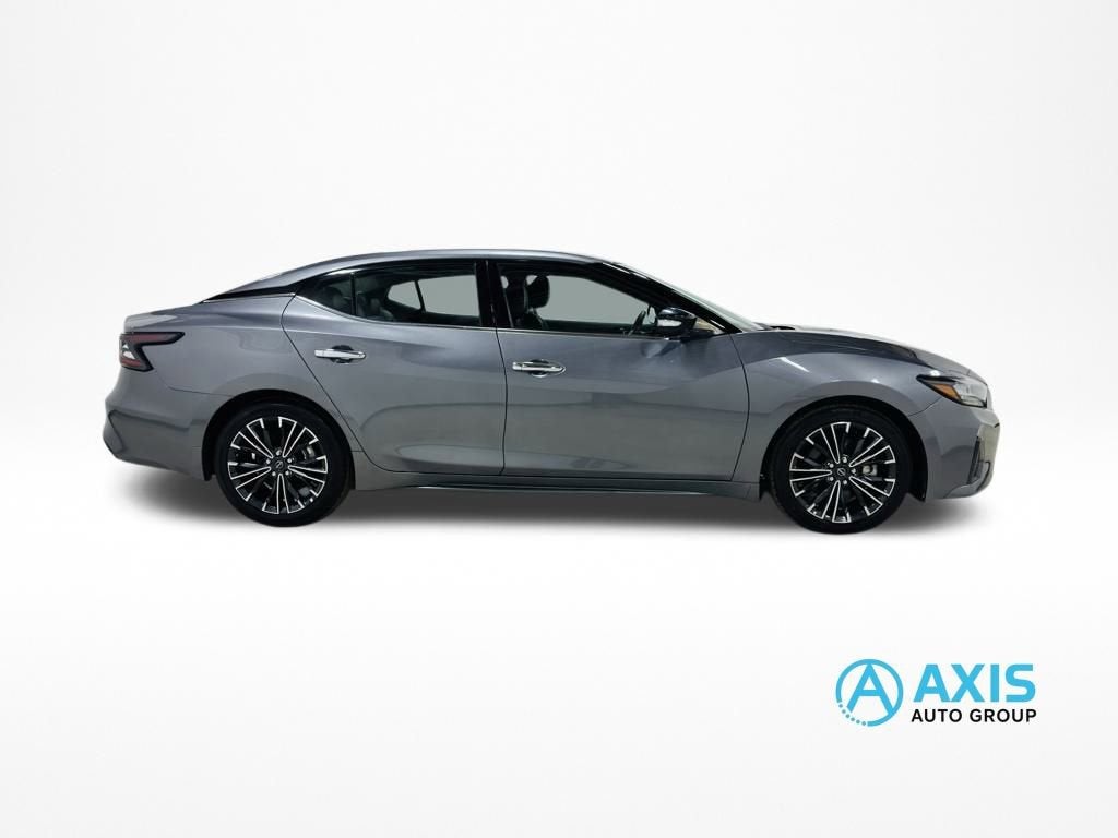 2023 Nissan Maxima SV