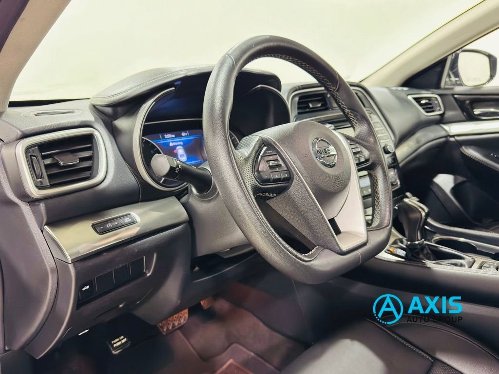 2023 Nissan Maxima SV