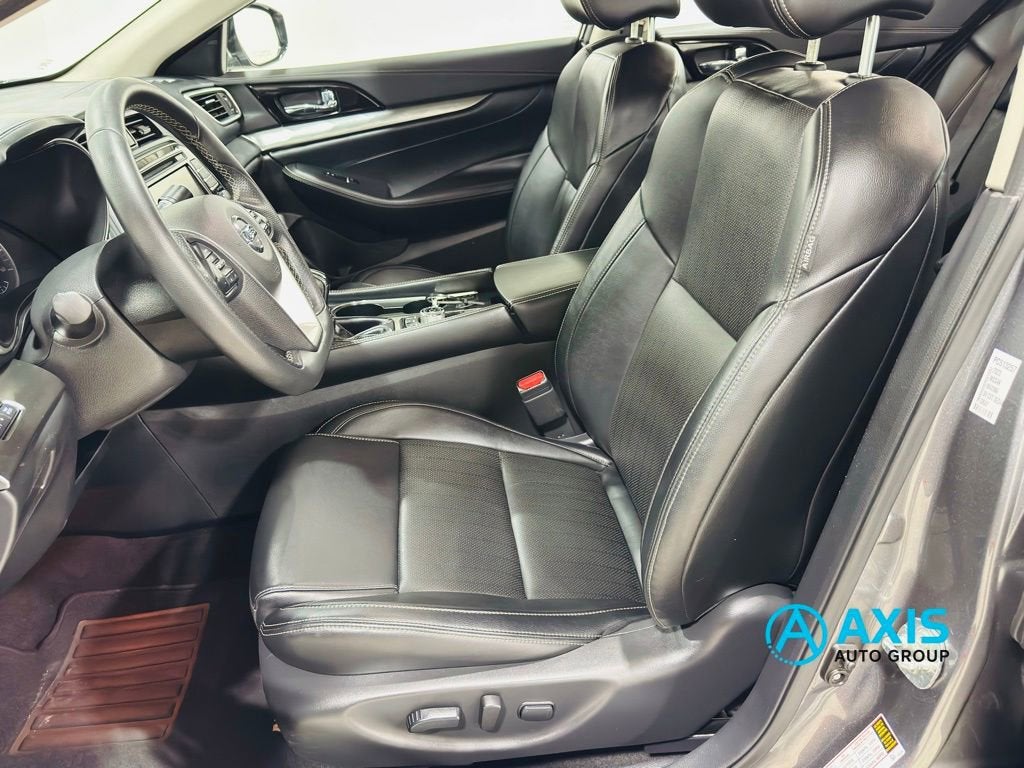 2023 Nissan Maxima SV