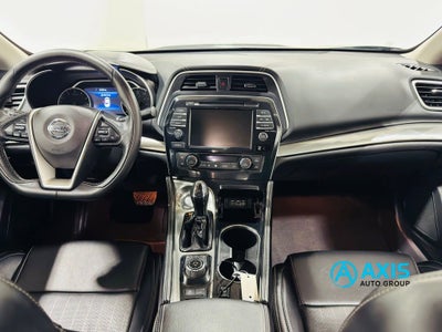 2023 Nissan Maxima SV