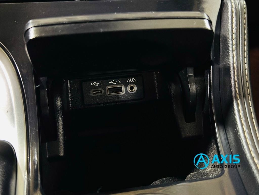 2023 Nissan Maxima SV