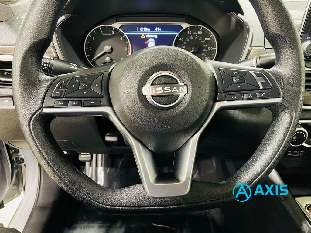 2024 Nissan Altima SV FWD