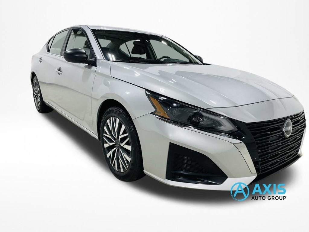 2024 Nissan Altima SV FWD