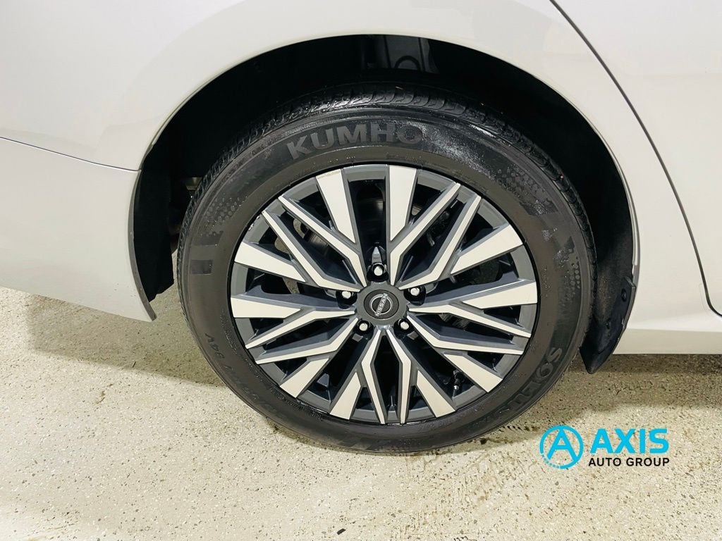 2024 Nissan Altima SV FWD