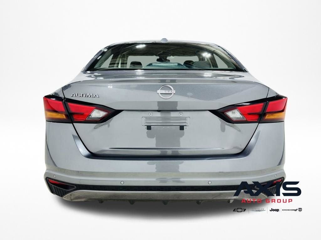 2025 Nissan Altima SV FWD