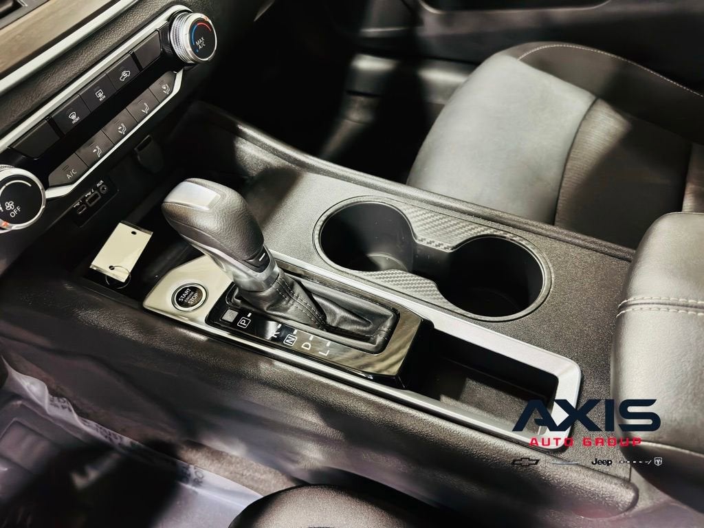 2025 Nissan Altima SV FWD