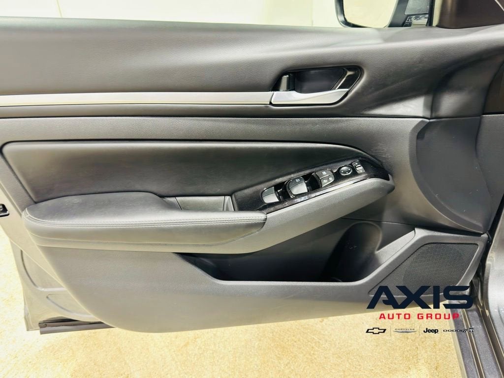 2025 Nissan Altima SL AWD