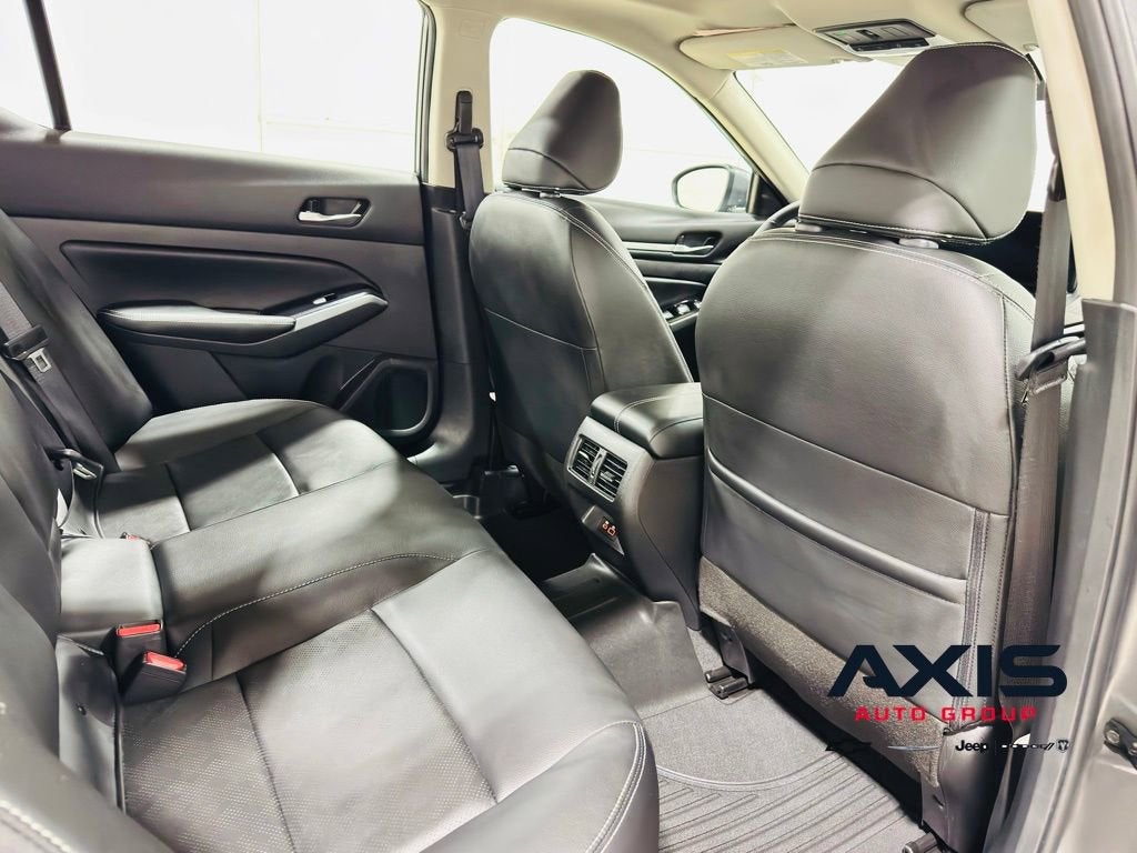 2025 Nissan Altima SL AWD