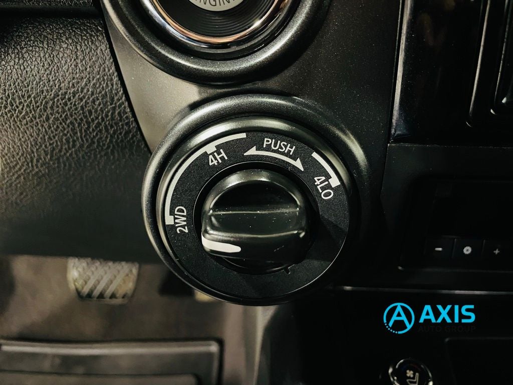 2021 Nissan TITAN Crew Cab PRO-4X 4x4