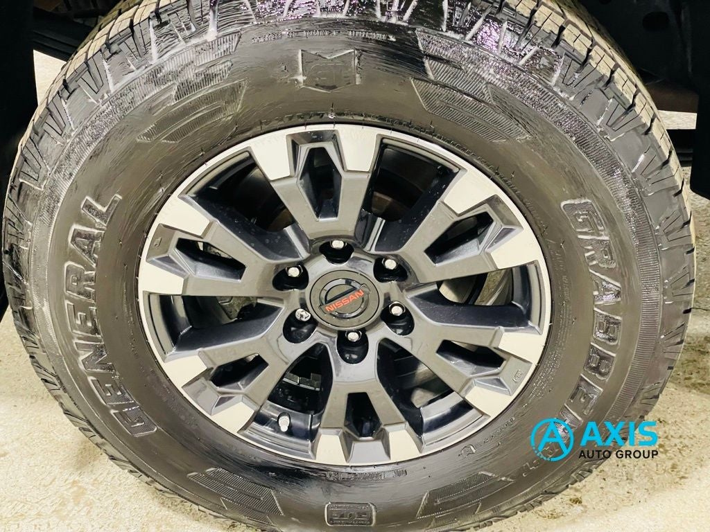 2021 Nissan TITAN Crew Cab PRO-4X 4x4