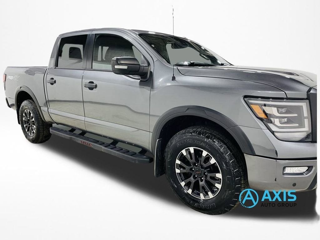 2021 Nissan TITAN Crew Cab PRO-4X 4x4