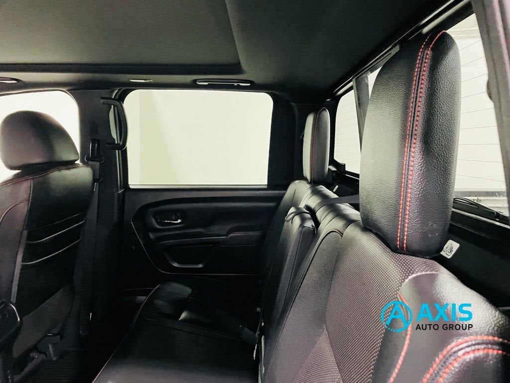 2021 Nissan TITAN Crew Cab PRO-4X 4x4