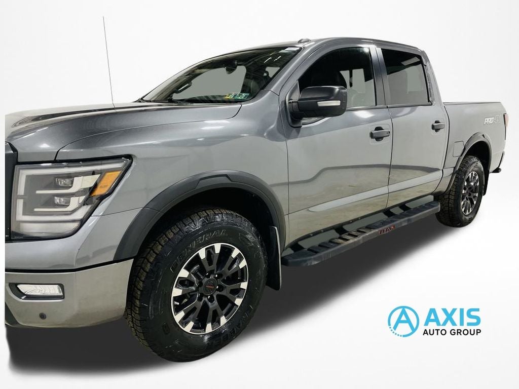 2021 Nissan TITAN Crew Cab PRO-4X 4x4