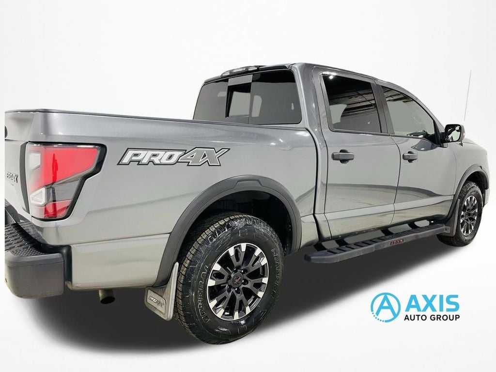 2021 Nissan TITAN Crew Cab PRO-4X 4x4