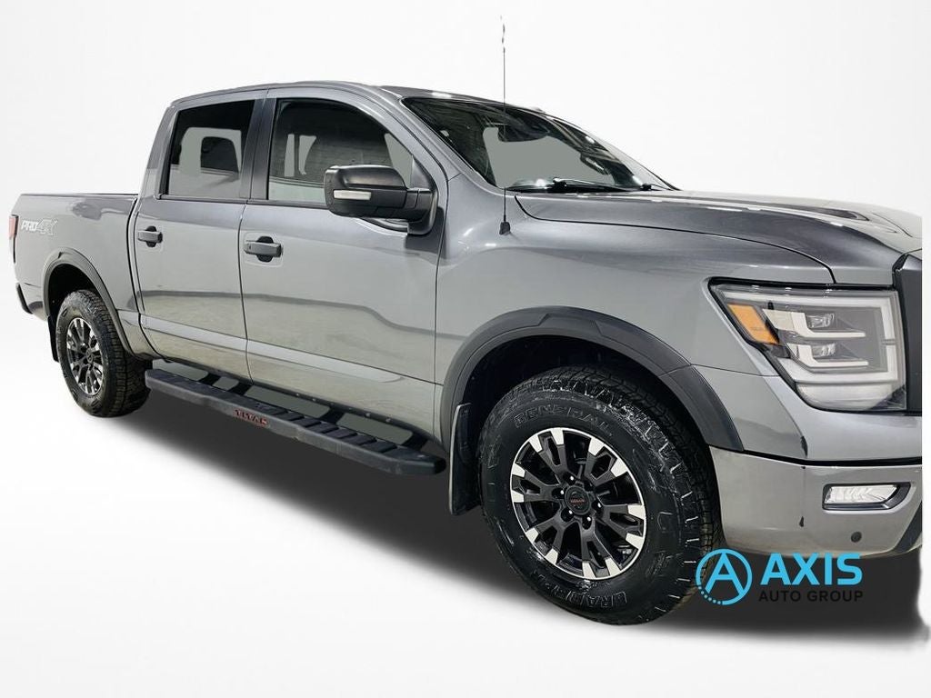 2021 Nissan TITAN Crew Cab PRO-4X 4x4
